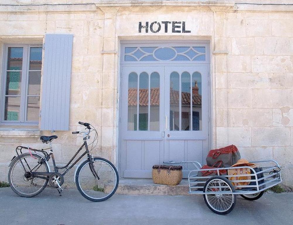Hotel Napoleon Île dʼAix Exterior foto